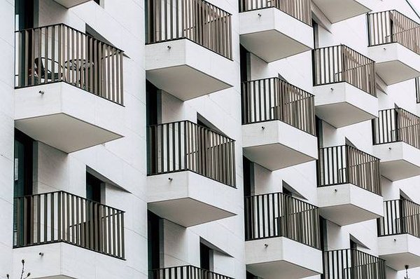 Quelle est l'évolution des prix de l'immobilier pour les appartements à Bayonne ?